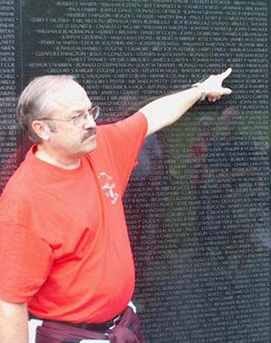 2003_05_10_007B_baldwin_IM000282