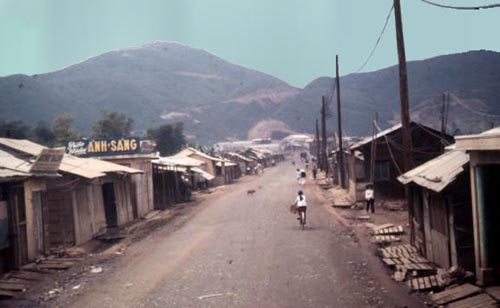 1966_00_OB_Dogpatch