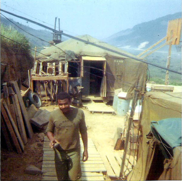 1968_11_LZ_Stud_RGreene07