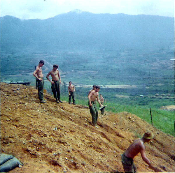 1968_11_LZ_Stud_RGreene11