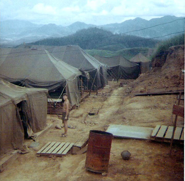1968_11_LZ_Stud_RGreene14