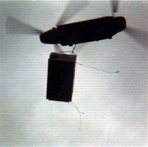 1969_11_FSB_Fuller_CH47_delivers_Centar_Armstrong