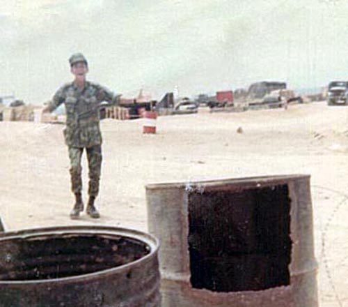 1970_00_Vince_Amos_lzb2