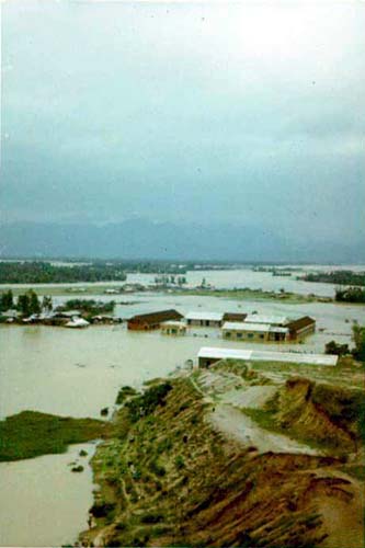 1970_11_Hill_37_1stbn1stmarines_gph37typhoon