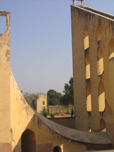 India_Golden_60